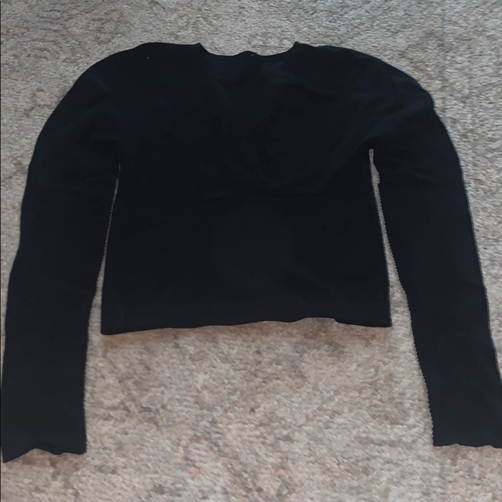 Fabletics ripped vintage crop top!